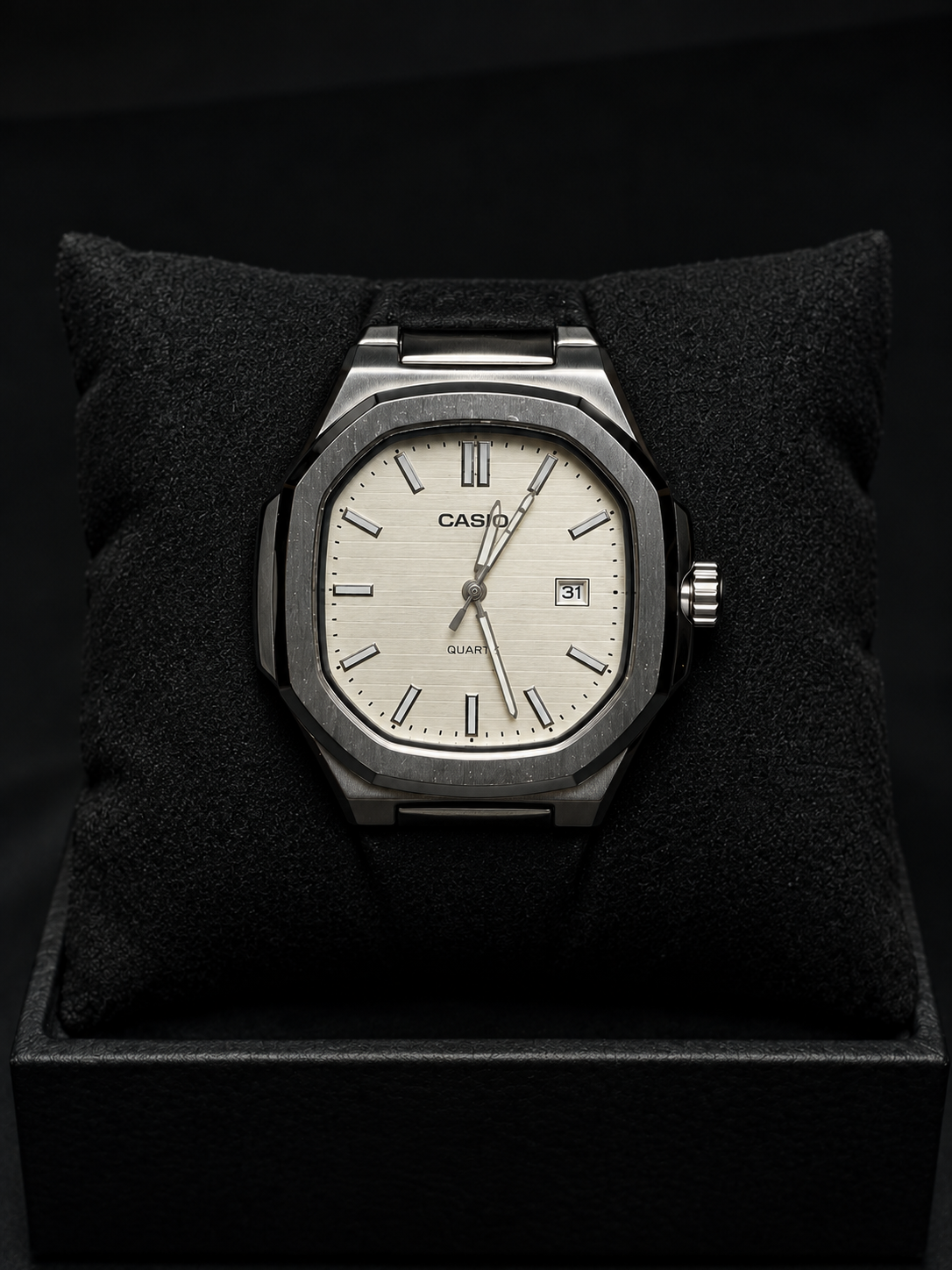 Casirut- Black Leather Strap Watch
